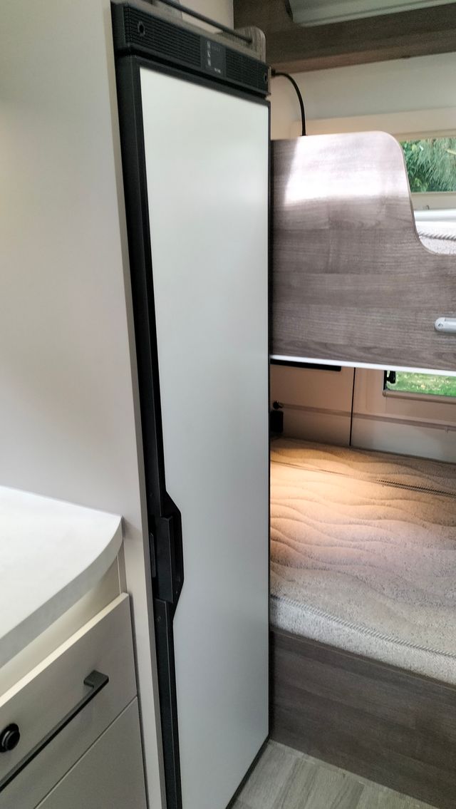 Autocaravana Benimar Tessoro 425 3 camas dobles G