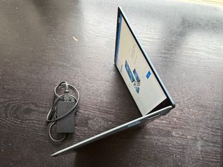 Microsoft Surface Laptop 2 i7 8GB 256GB SSD