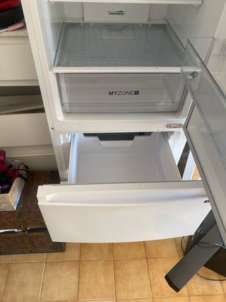 Nevera con poco uso