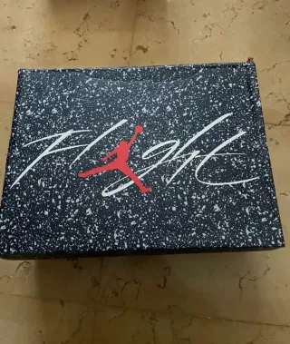 Jordan 4 Grigio Bianco Taglia 41