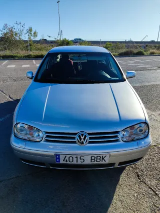 Volkswagen Golf 2001