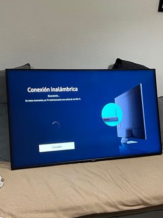 QLED Samsung 50” 4K Smart TV