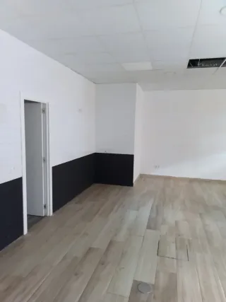 Alquiler local 79m2