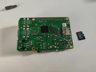 Raspberry Pi 2B + Micro SD 32GB Batocera