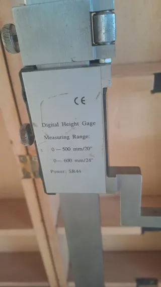 Truschino digitale / Altimetro digitale