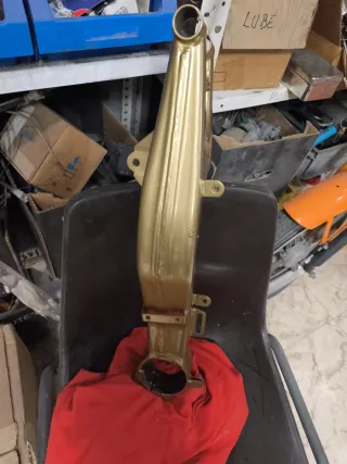 Basculante Derbi GPR 75