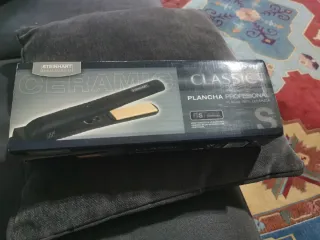 Plancha para el pelo profesional marca STEINHART.