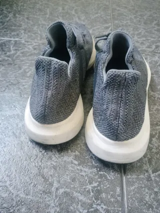 Adidas Swift Run Talla 42