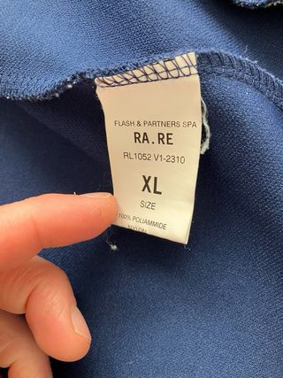 Chaqueta deportiva Ra-Re azul y dorada