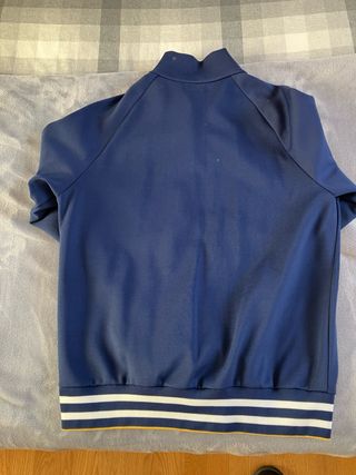 Chaqueta deportiva Ra-Re azul y dorada