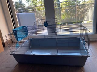 Jaula para roedores azul y gris