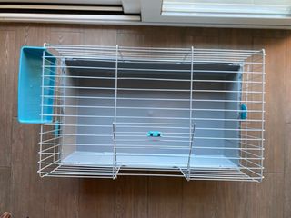 Jaula para roedores azul y gris