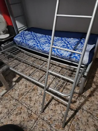Sofá Cama Litera Metálica
