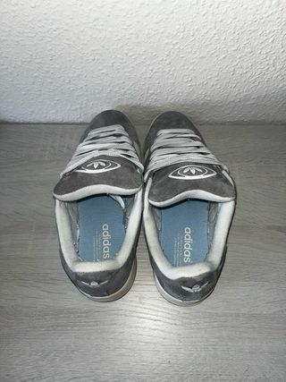 Adidas Campus Grises y Blancas
