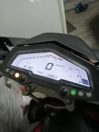 Moto Zontes Adventure Negra/Roja