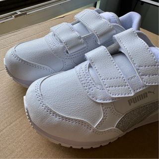 Zapatillas Puma Blancas niño/niña talla 27,5