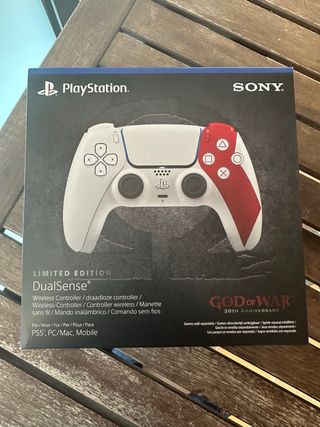 DualSense God of War 20th Anniversary