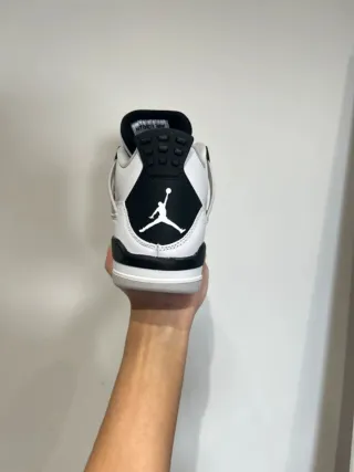 Jordan 4 Taglia 41