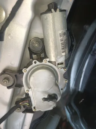 Motor limpiaparabrisas trasero Audi Ranchera