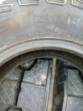 Neumático General Grabber AT2 275 70 18