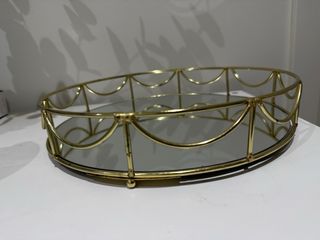 Conjunto decorativo con bandeja espejo + jarrones