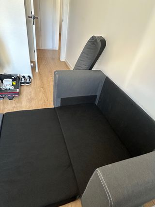 Sofá Cama Gris Pequeño