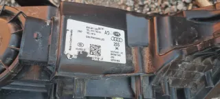 Faro Audi A3 esquerdo