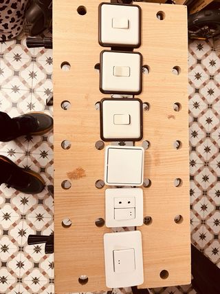 Interruptores de luz blancos