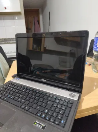 Portátil ASUS negro Windows 10 pro