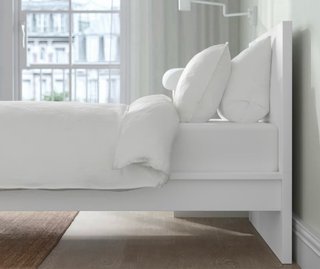 Cama individual en perfecto estado