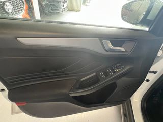 Ford Focus 1.0 EcoBoost MHEV 114kW Active