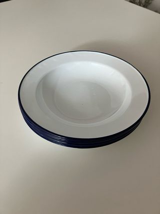 Lote 8 platos esmaltados borde azul