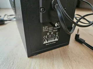 Altavoces Logitech S-220 Negro