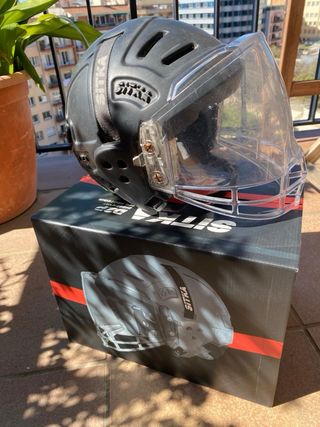 Casco de hockey SITKA con visor tallas M