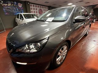 Peugeot 308 2016