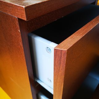 MESILLA NOCHE MODERNA (2) R3760073048152