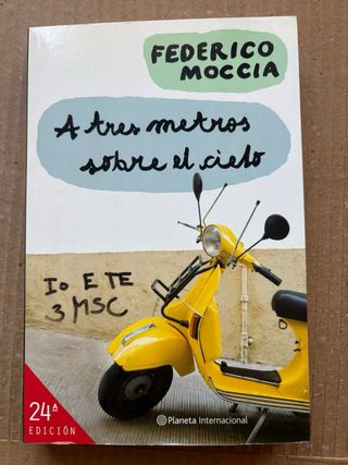 Libros: A 3 metros sobre cielo y Tengo ganas de ti