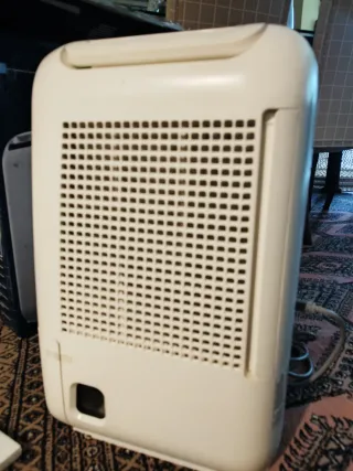 Deshumidificador DeLonghi