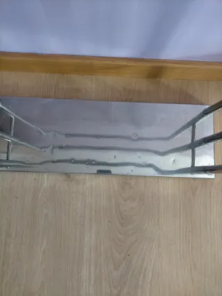 Toallero triple de metal