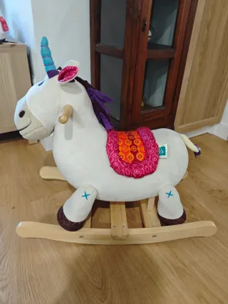 Dilly Dally Unicornio Mecedor Balancín