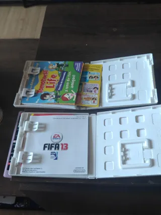 Cajas Nintendo 3DS: Tomodachi Life y FIFA 13