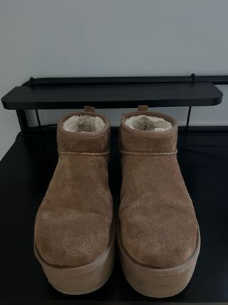 Botas UGG beige con plataforma