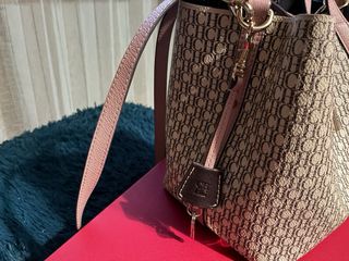 Bolso Carolina Herrera Matryoshka Locked Beig/Rosa