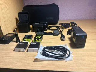 GoPro Hero 11 Black + Accesorios