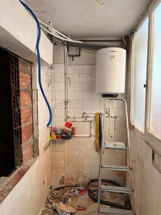 Servicios de instalaciones y reformas