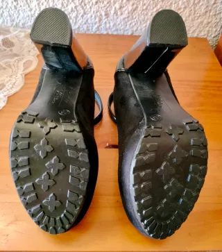 Zapatos de tacón negros talla 36