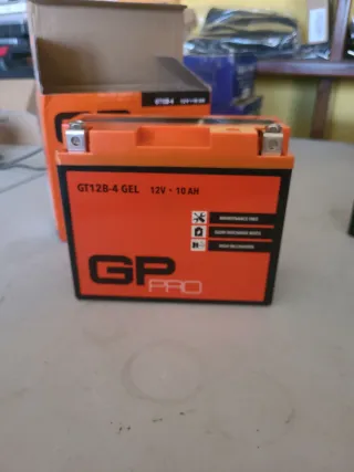 Batería Moto GP PRO GT12B-4 12V 10AH
