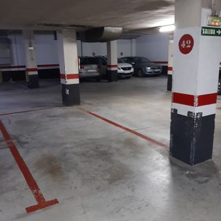 Se alquila plaza de garaje Calle la Rioja, 4 .