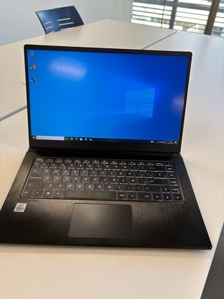 Portátil MSI Negro Ultraligero