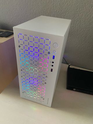 MSI PC Torre Blanca